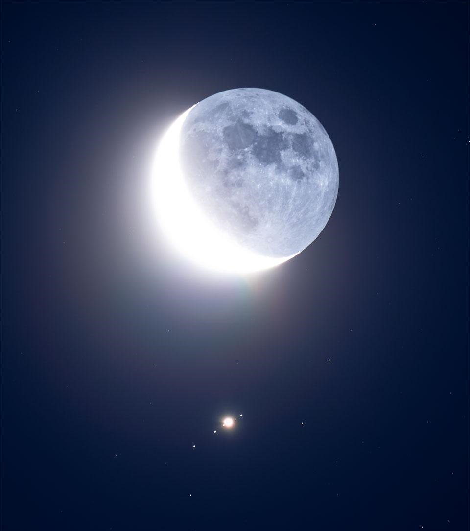 2023-08-08-moon-meets-jupiter
